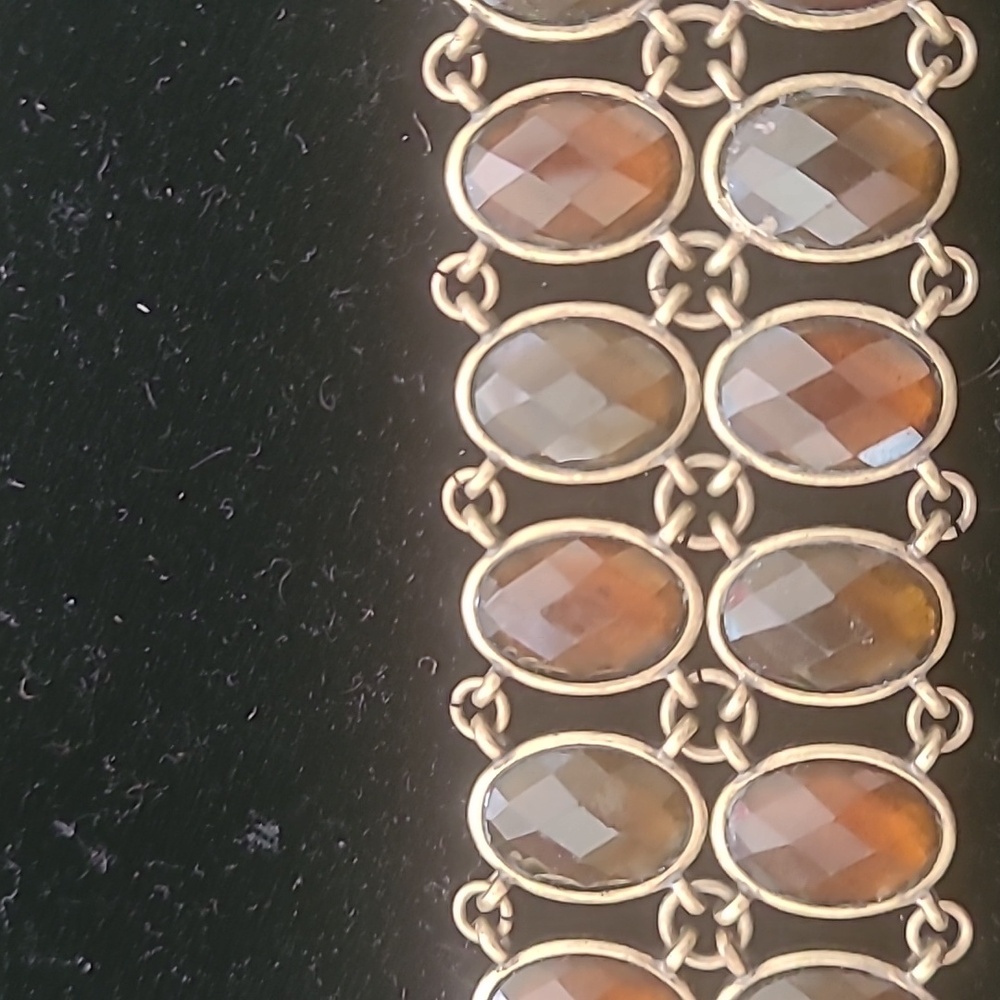 Ladies necklace